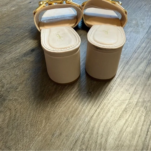 Katen Heels - Picture 11 of 11